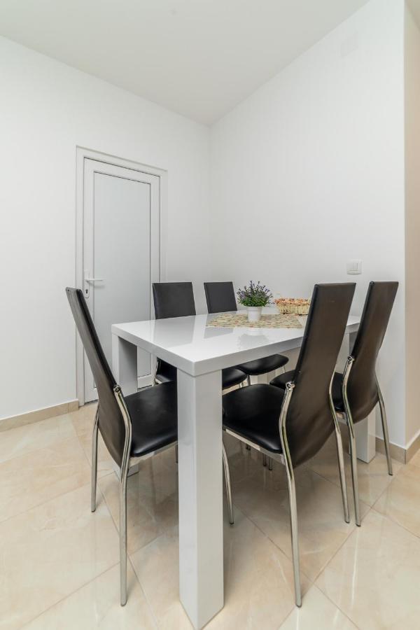 Java Apartments 도브로타 외부 사진